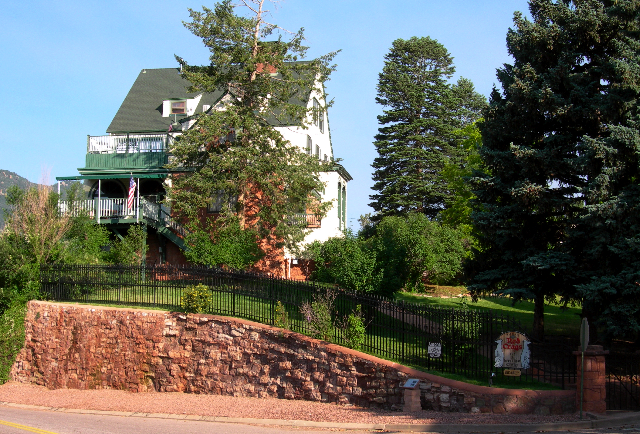 The Red Crags B&B - Manitou Springs